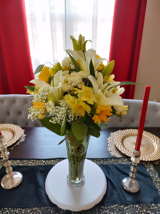 Brigth and Happy Vase Arrangement